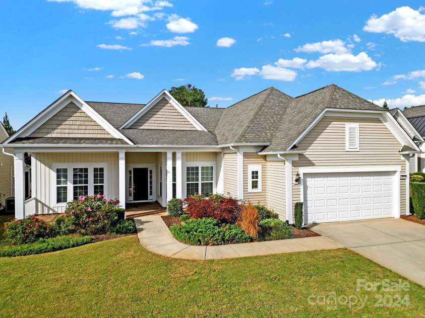 4022 Blackburn Court, Fort Mill, SC 29707.  MLS# CAR4201608, YatesRealty ID 12976. 