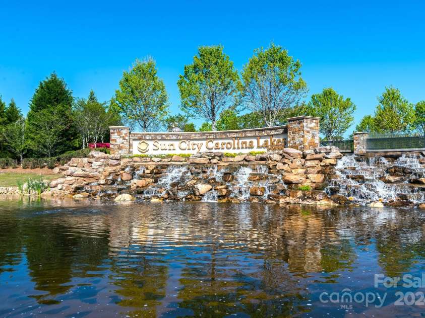 4022 Blackburn Court, Fort Mill, SC 29707.  MLS# CAR4201608, YatesRealty ID 12976. 