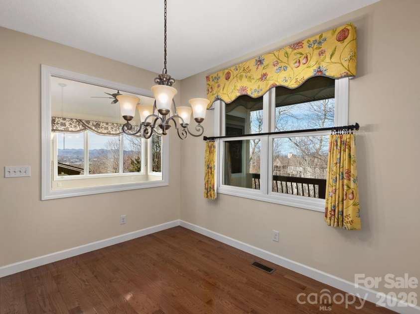 54 Deep Valley Lane, Hendersonville, NC 28791.  MLS# CAR4398094, YatesRealty ID 12976. 