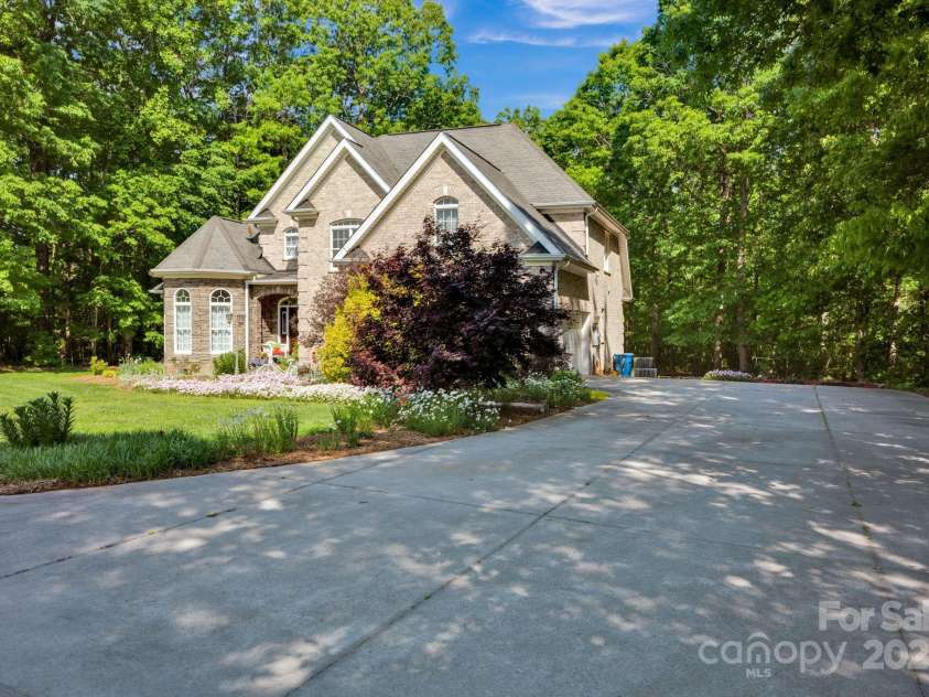 3610 Providence Mill Road, Maiden, NC 28650.  MLS# CAR4333080, YatesRealty ID 12978. 