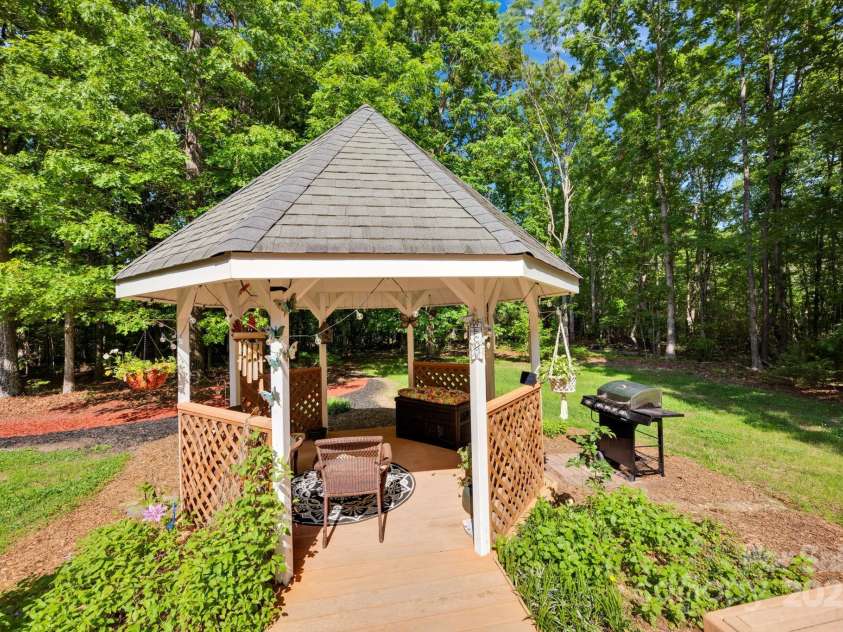 3610 Providence Mill Road, Maiden, NC 28650.  MLS# CAR4333080, YatesRealty ID 12978. 