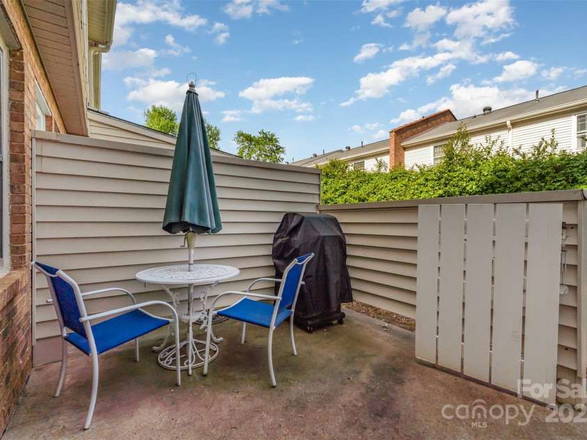 3726 Park Road, Charlotte, NC 28209.  MLS# CAR4248906, YatesRealty ID 12979. 