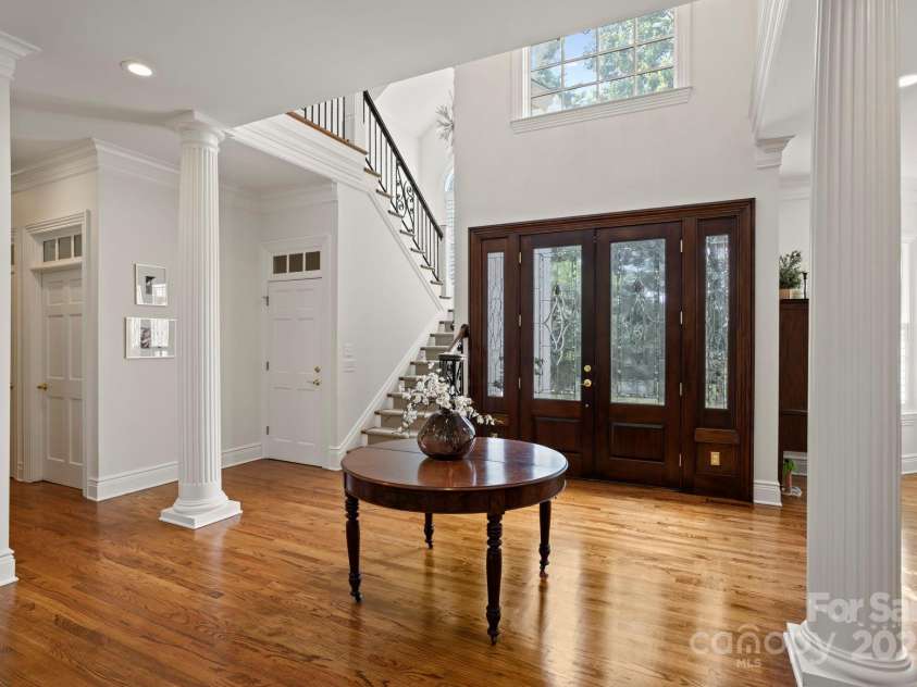 117 Founders Drive, Flat Rock, NC 28731.  MLS# CAR4276732, YatesRealty ID 1298. 