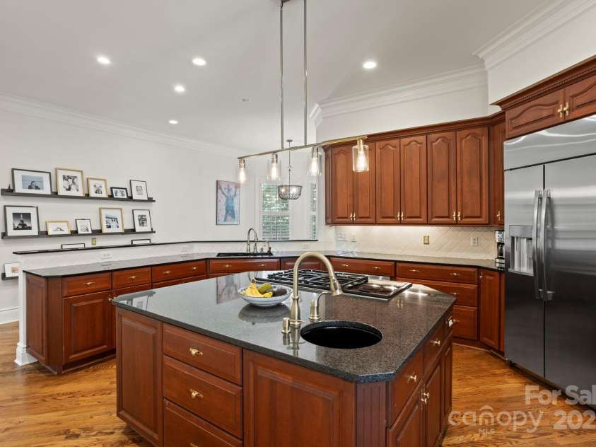 117 Founders Drive, Flat Rock, NC 28731.  MLS# CAR4276732, YatesRealty ID 1298. 