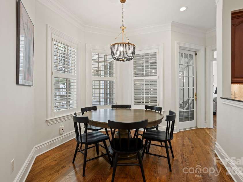 117 Founders Drive, Flat Rock, NC 28731.  MLS# CAR4276732, YatesRealty ID 1298. 