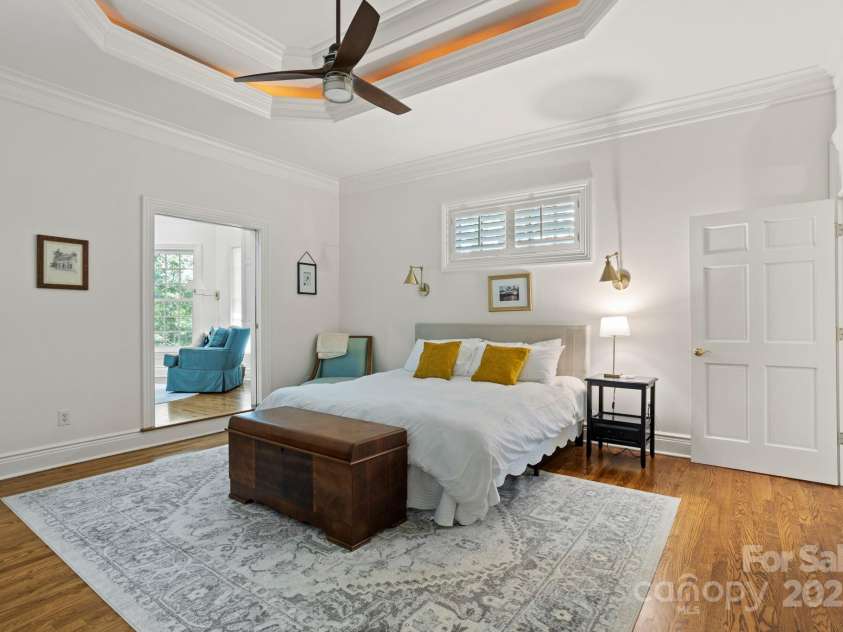 117 Founders Drive, Flat Rock, NC 28731.  MLS# CAR4276732, YatesRealty ID 1298. 