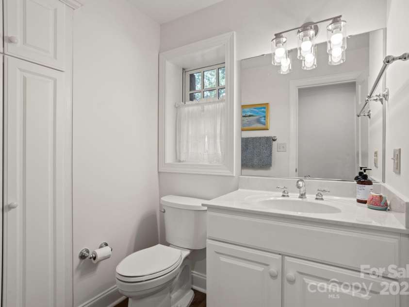 117 Founders Drive, Flat Rock, NC 28731.  MLS# CAR4276732, YatesRealty ID 1298. 