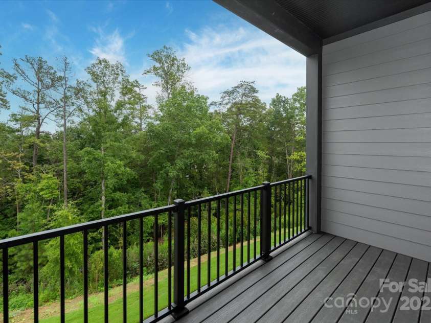 412 Nathaniel Way, Charlotte, NC 28213.  MLS# CAR4252865, YatesRealty ID 1298. Covered Terrace