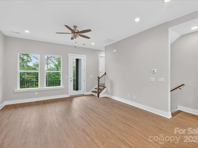 412 Nathaniel Way, Charlotte, NC 28213.  MLS# CAR4252865, YatesRealty ID 1298. Family Room