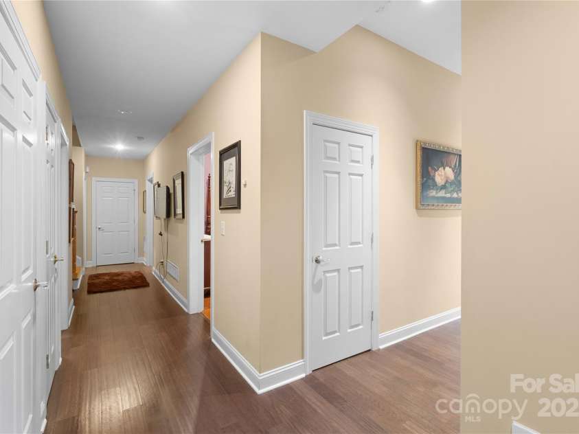 621 Crystal Bay Drive, Denton, NC 27239.  MLS# CAR4329228, YatesRealty ID 1298. 