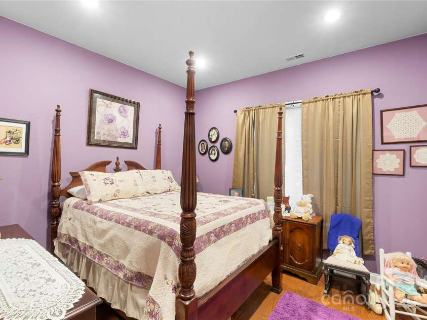 621 Crystal Bay Drive, Denton, NC 27239.  MLS# CAR4329228, YatesRealty ID 1298. 