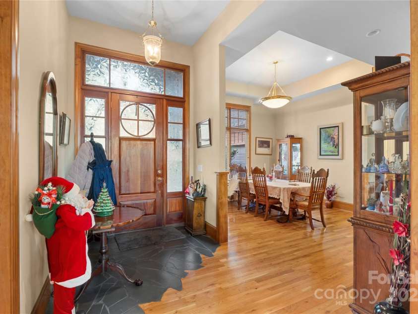 621 Crystal Bay Drive, Denton, NC 27239.  MLS# CAR4329228, YatesRealty ID 1298. 