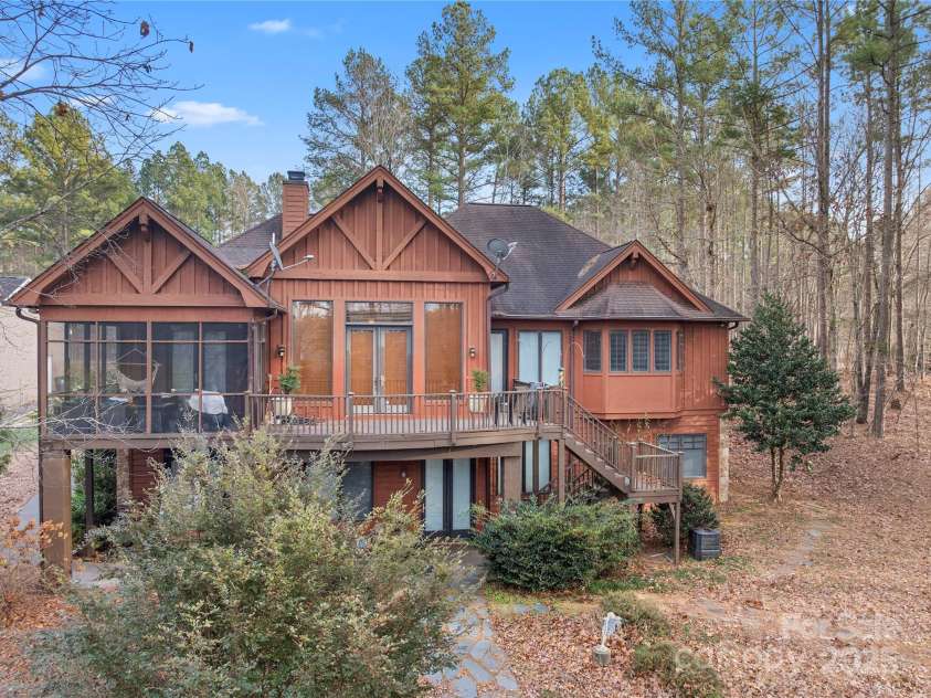 621 Crystal Bay Drive, Denton, NC 27239.  MLS# CAR4329228, YatesRealty ID 1298. 