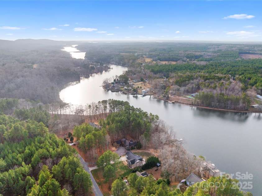 621 Crystal Bay Drive, Denton, NC 27239.  MLS# CAR4329228, YatesRealty ID 1298. 