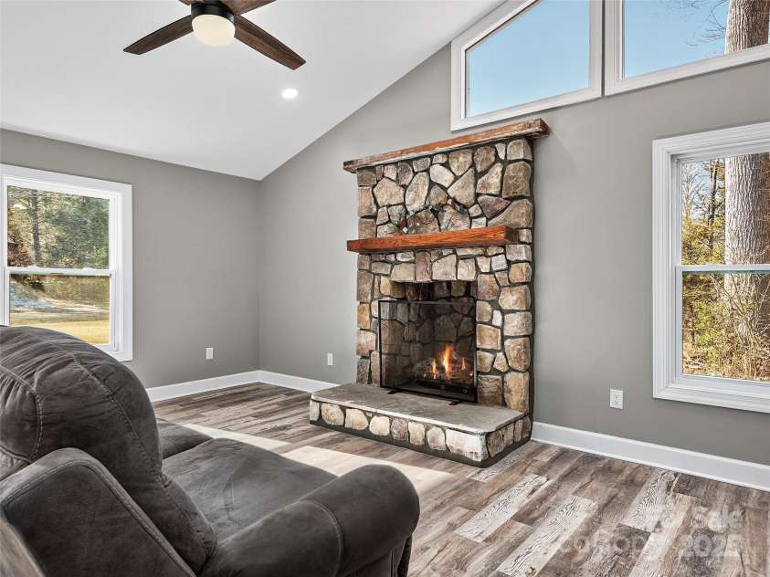 611 Peniel Road, Columbus, NC 28722.  MLS# CAR4327826, YatesRealty ID 12980. 