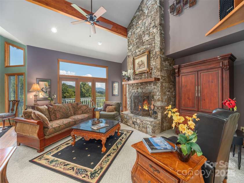 89 Patten Park Drive, Waynesville, NC 28785.  MLS# CAR4307943, YatesRealty ID 12980. 