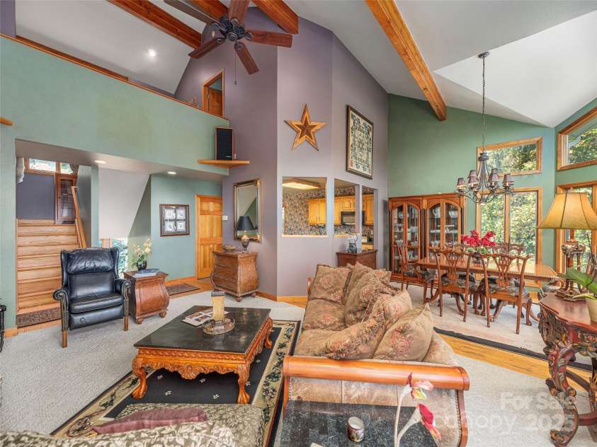 89 Patten Park Drive, Waynesville, NC 28785.  MLS# CAR4307943, YatesRealty ID 12980. 