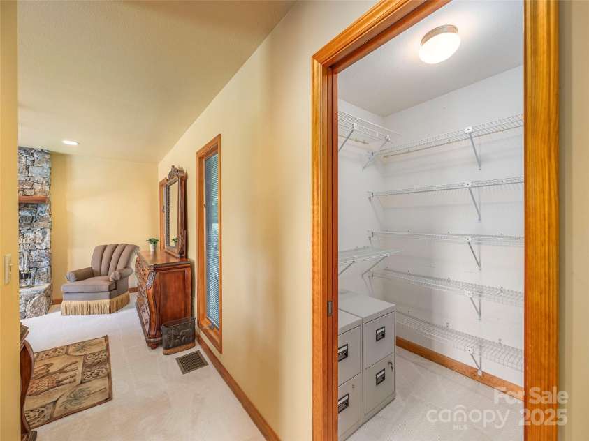 89 Patten Park Drive, Waynesville, NC 28785.  MLS# CAR4307943, YatesRealty ID 12980. 