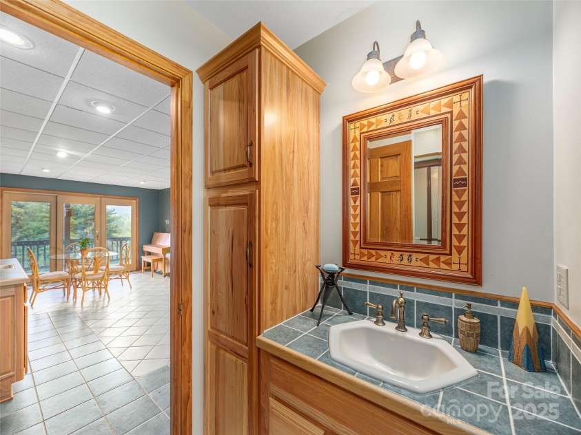 89 Patten Park Drive, Waynesville, NC 28785.  MLS# CAR4307943, YatesRealty ID 12980. 