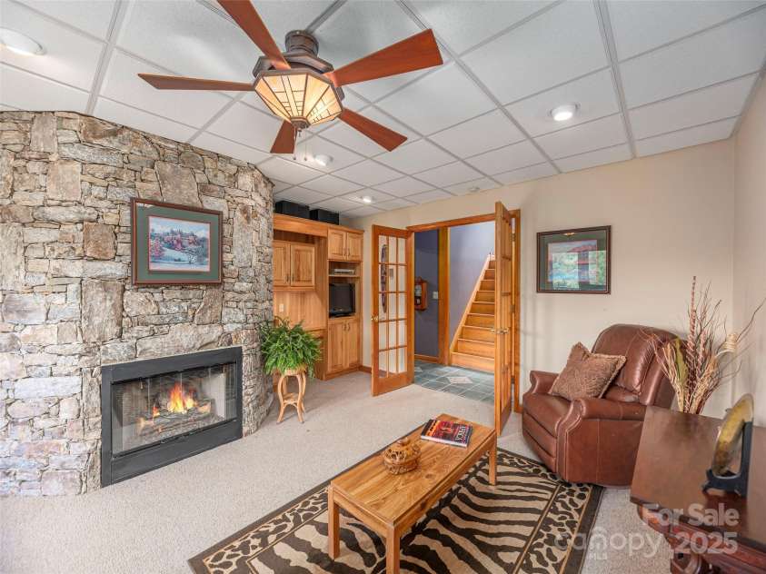 89 Patten Park Drive, Waynesville, NC 28785.  MLS# CAR4307943, YatesRealty ID 12980. 