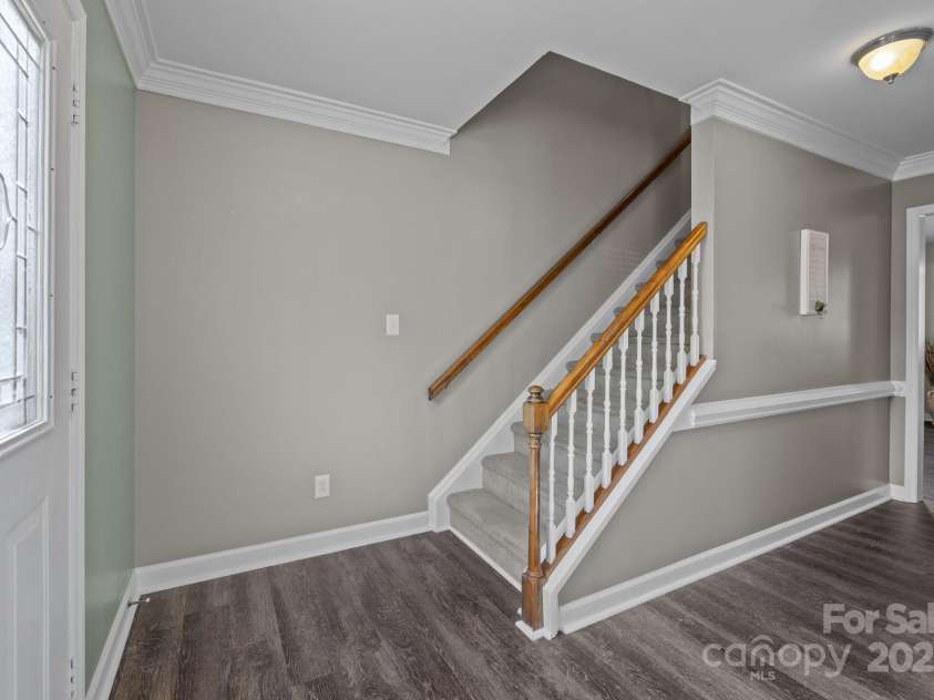 2439 Heathershire Lane, Matthews, NC 28105.  MLS# CAR4241970, YatesRealty ID 12981. 