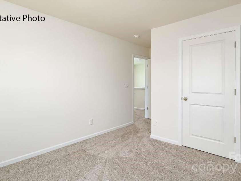 2054 10th Street, Hickory, NC 28602.  MLS# CAR4322754, YatesRealty ID 12982. 