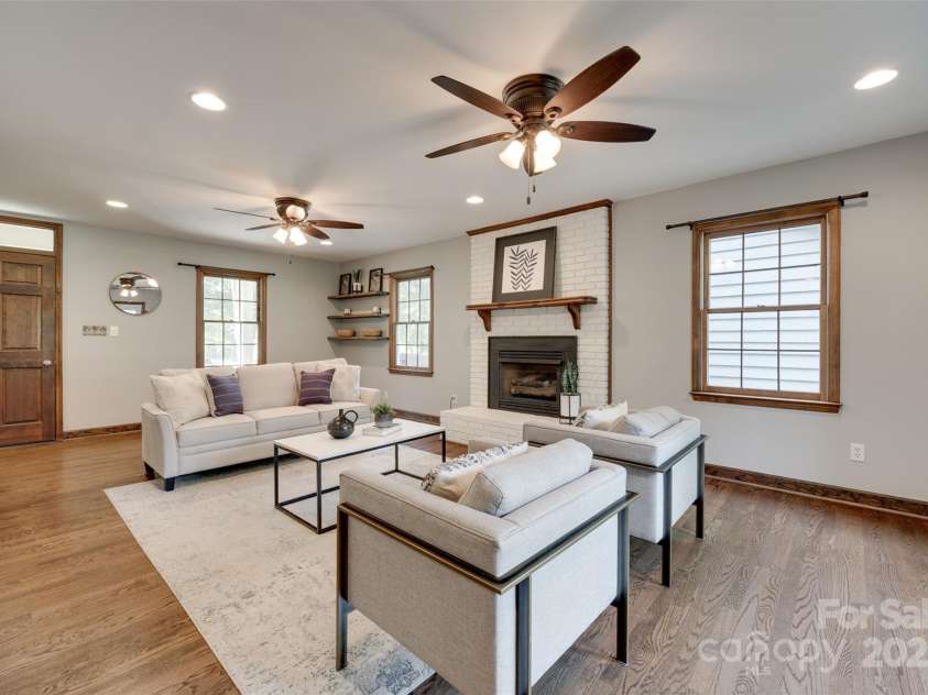 6688 Pine Forest Drive, York, SC 29745.  MLS# CAR4232954, YatesRealty ID 12982. 