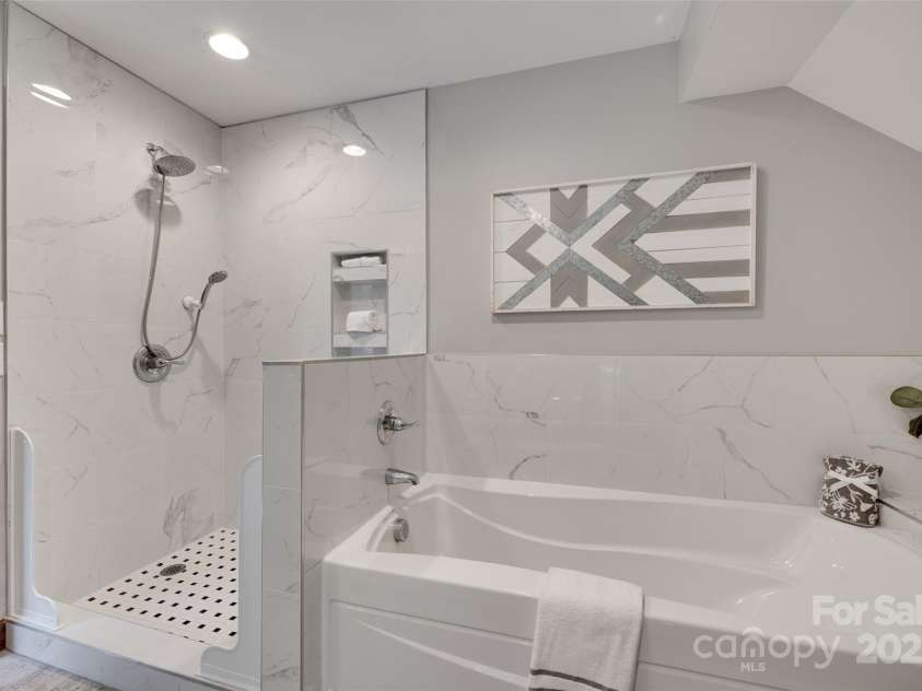 6688 Pine Forest Drive, York, SC 29745.  MLS# CAR4232954, YatesRealty ID 12982. 