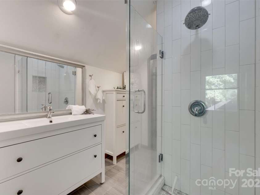 6688 Pine Forest Drive, York, SC 29745.  MLS# CAR4232954, YatesRealty ID 12982. 