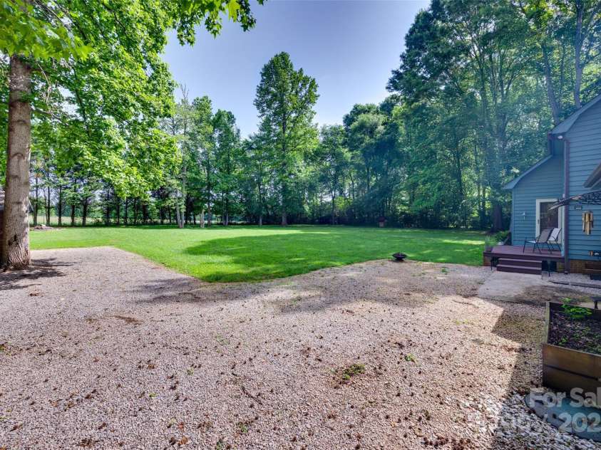 6688 Pine Forest Drive, York, SC 29745.  MLS# CAR4232954, YatesRealty ID 12982. 