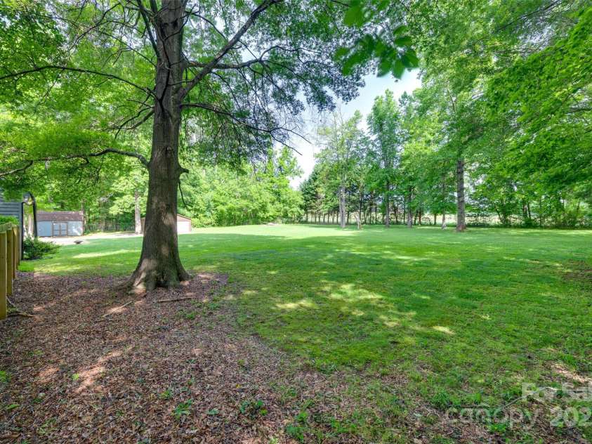 6688 Pine Forest Drive, York, SC 29745.  MLS# CAR4232954, YatesRealty ID 12982. 