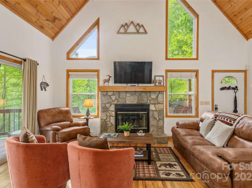 277 Mayali Trail, Waynesville, NC 28785.  MLS# CAR4256783, YatesRealty ID 12983. 