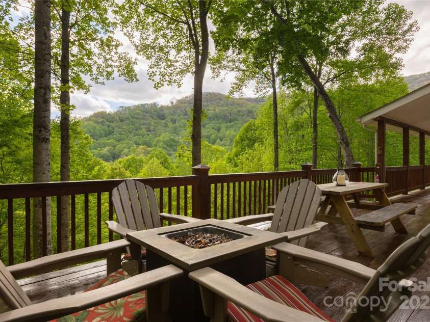 277 Mayali Trail, Waynesville, NC 28785.  MLS# CAR4256783, YatesRealty ID 12983. 
