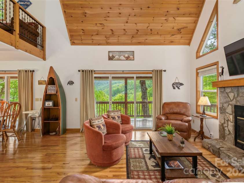 277 Mayali Trail, Waynesville, NC 28785.  MLS# CAR4256783, YatesRealty ID 12983. 