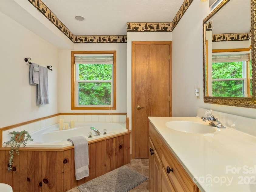 277 Mayali Trail, Waynesville, NC 28785.  MLS# CAR4256783, YatesRealty ID 12983. 