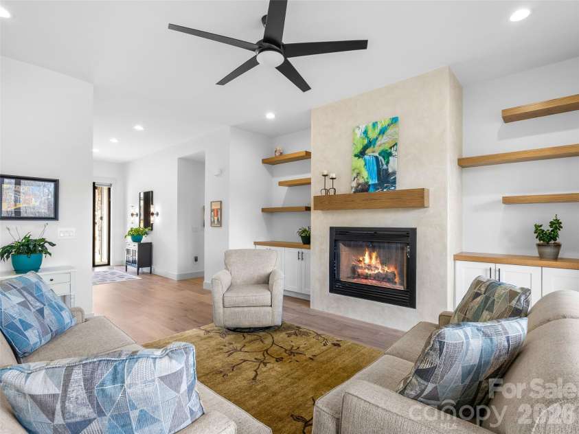 304 Avery Trail Drive, Arden, NC 28704.  MLS# CAR4336912, YatesRealty ID 12985. 