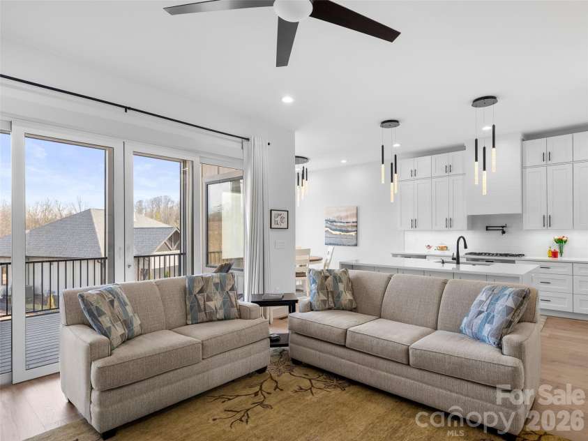 304 Avery Trail Drive, Arden, NC 28704.  MLS# CAR4336912, YatesRealty ID 12985. 
