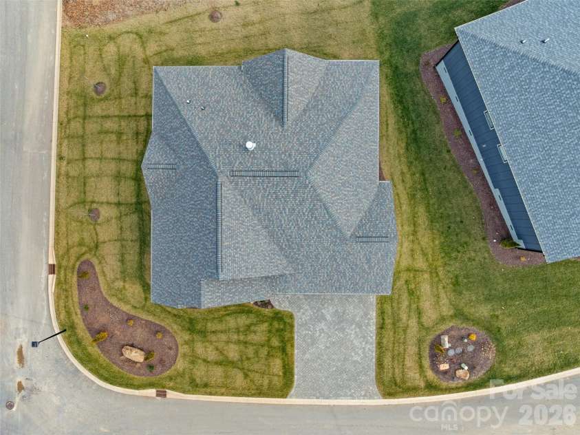 304 Avery Trail Drive, Arden, NC 28704.  MLS# CAR4336912, YatesRealty ID 12985. 