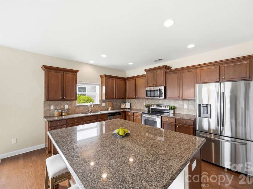 10974 Aspen Ridge Lane, Concord, NC 28027.  MLS# CAR4388154, YatesRealty ID 12986. 