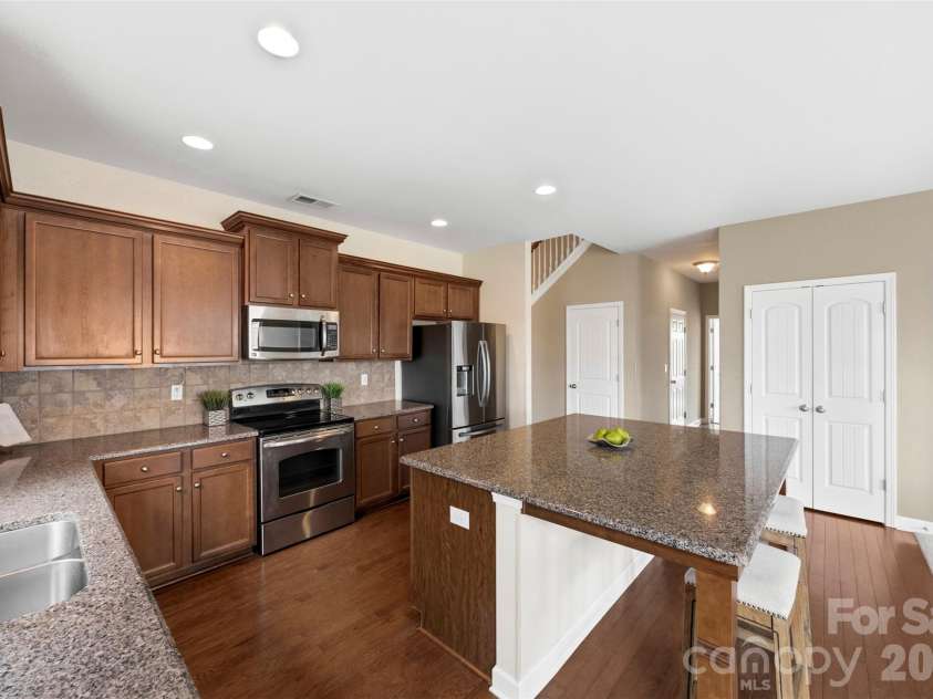 10974 Aspen Ridge Lane, Concord, NC 28027.  MLS# CAR4388154, YatesRealty ID 12986. 