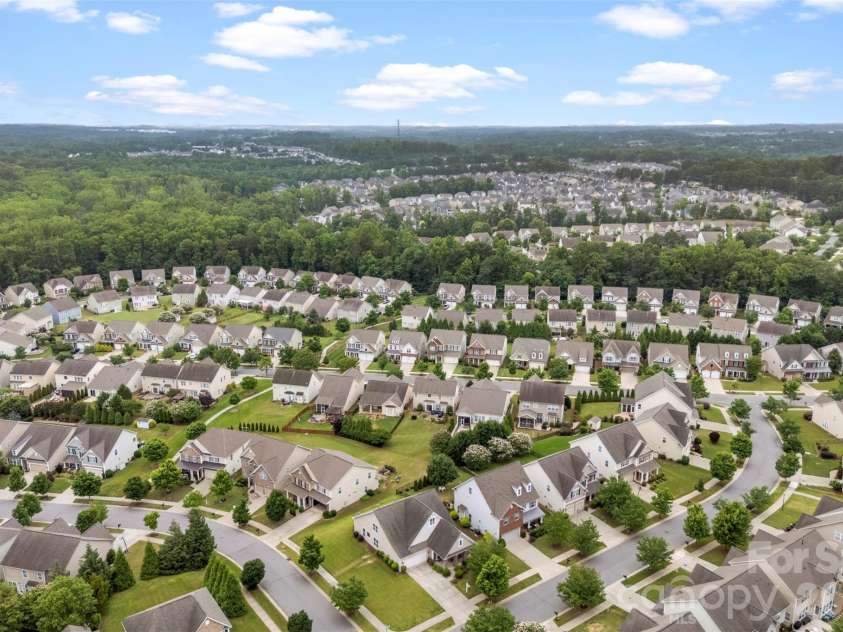 10974 Aspen Ridge Lane, Concord, NC 28027.  MLS# CAR4388154, YatesRealty ID 12986. 