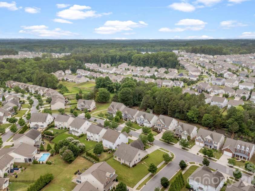 10974 Aspen Ridge Lane, Concord, NC 28027.  MLS# CAR4388154, YatesRealty ID 12986. 