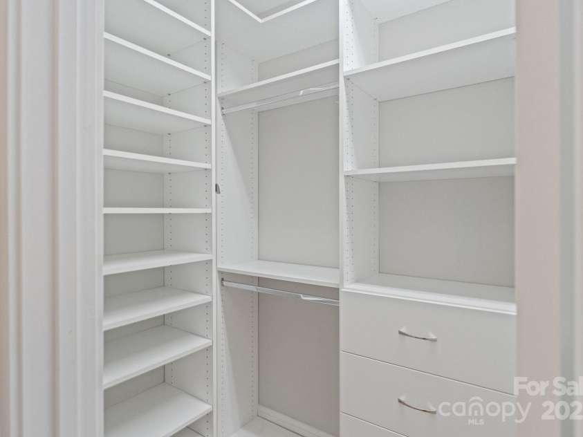 7358 Bay Cove Court, Denver, NC 28037.  MLS# CAR4252391, YatesRealty ID 12987. Secondary Closet