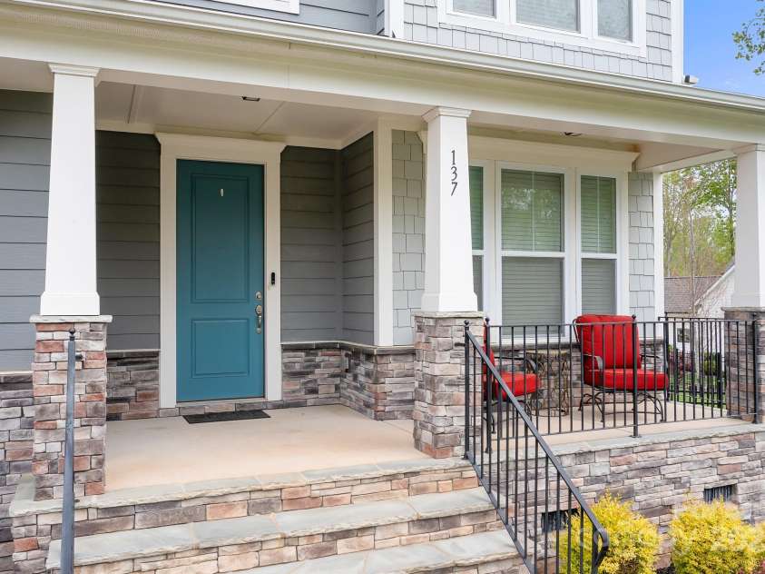 137 Brawley Woods Lane, Mooresville, NC 28115.  MLS# CAR4246741, YatesRealty ID 12988. 