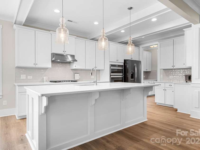 137 Brawley Woods Lane, Mooresville, NC 28115.  MLS# CAR4246741, YatesRealty ID 12988. 
