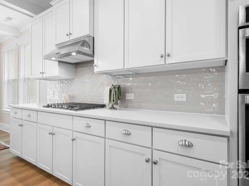 137 Brawley Woods Lane, Mooresville, NC 28115.  MLS# CAR4246741, YatesRealty ID 12988. 