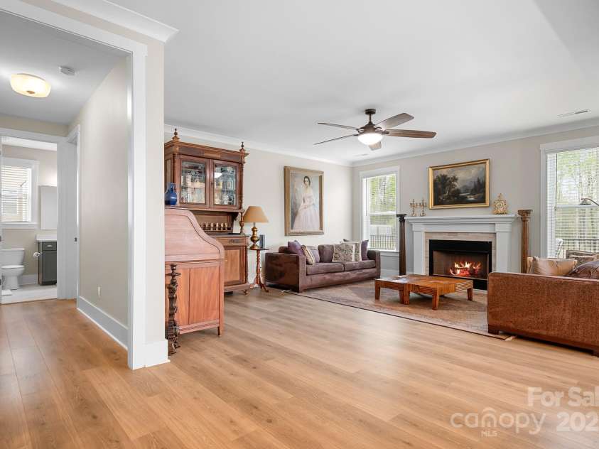 137 Brawley Woods Lane, Mooresville, NC 28115.  MLS# CAR4246741, YatesRealty ID 12988. 