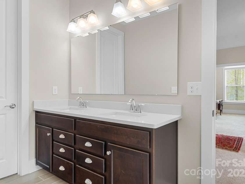 137 Brawley Woods Lane, Mooresville, NC 28115.  MLS# CAR4246741, YatesRealty ID 12988. 