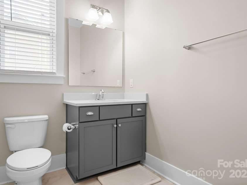 137 Brawley Woods Lane, Mooresville, NC 28115.  MLS# CAR4246741, YatesRealty ID 12988. Downstairs full bath