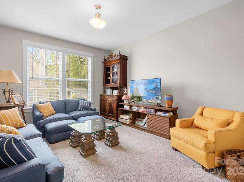 137 Brawley Woods Lane, Mooresville, NC 28115.  MLS# CAR4246741, YatesRealty ID 12988. Upstairs bonus room